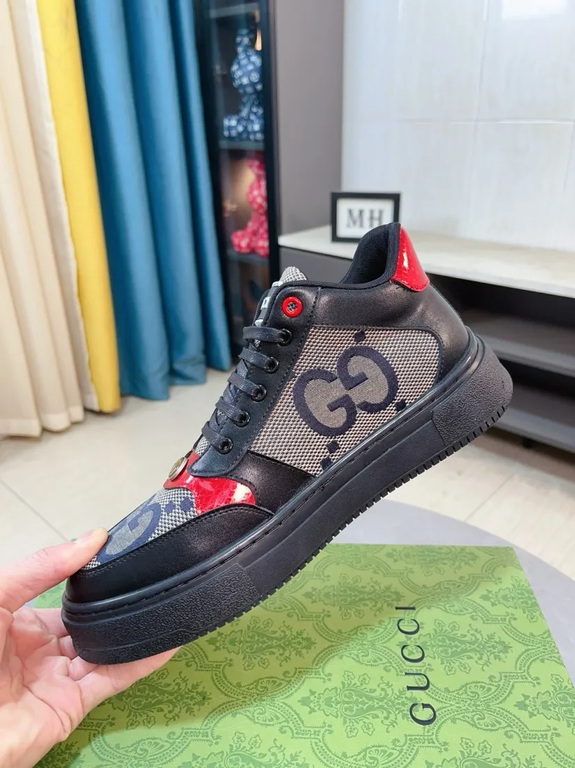 Men's shoes 💰420🌹🌹GUCCI [Gucci] New high-top men's shoes, a high-end brand, the latest fashionable casual men's shoes, trendy and versatile, relaxed and sporty style, uppers imported from Italy, first-layer cowhide, genuine leather lining, and ultra-fine workmanship. Original personalized fashionable rubber wear-resistant outsole, light and comfortable on the foot, size 38-44